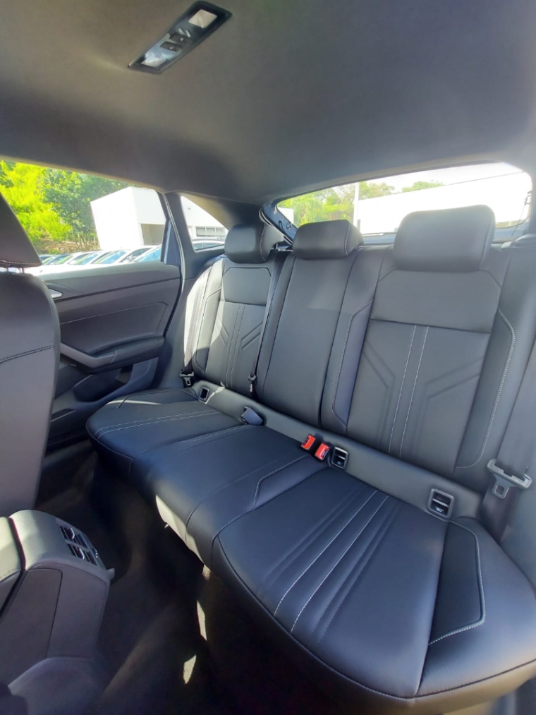 volkswagen nivus 1.0 200 tsi total flex highline automatico 4p 202610