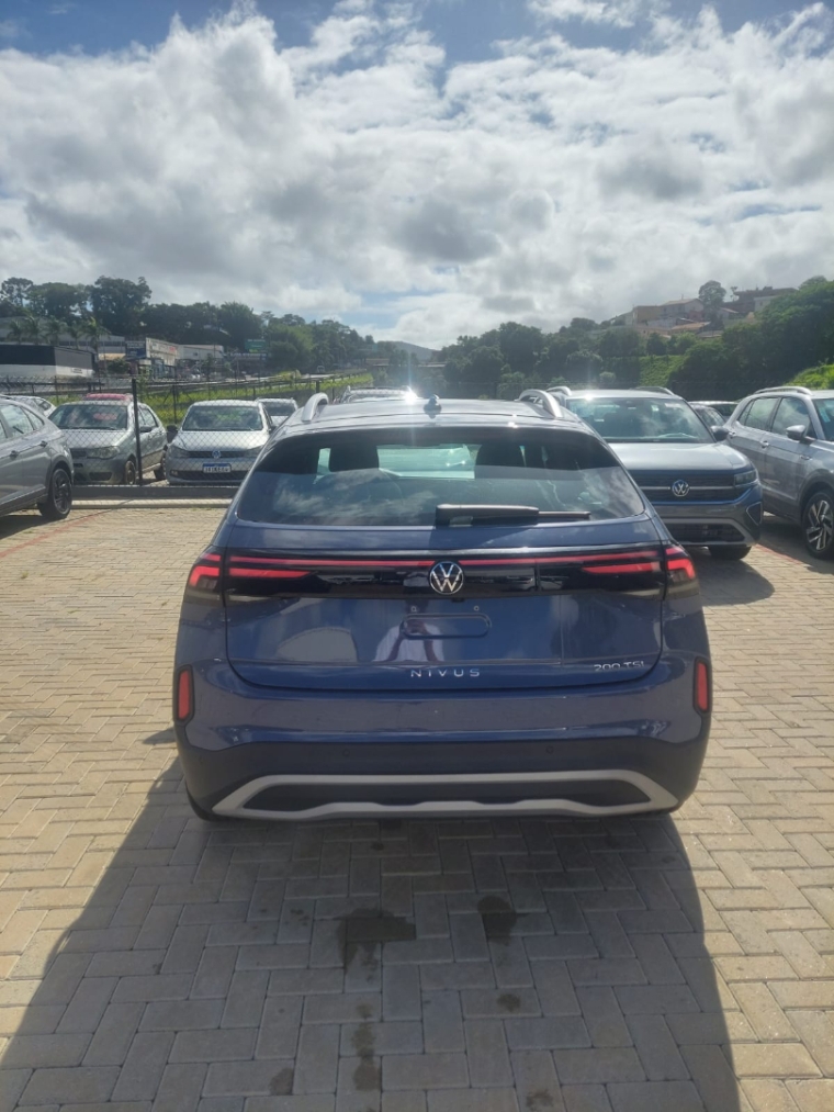 volkswagen nivus 1.0 200 tsi total flex highline automatico 4p 20265