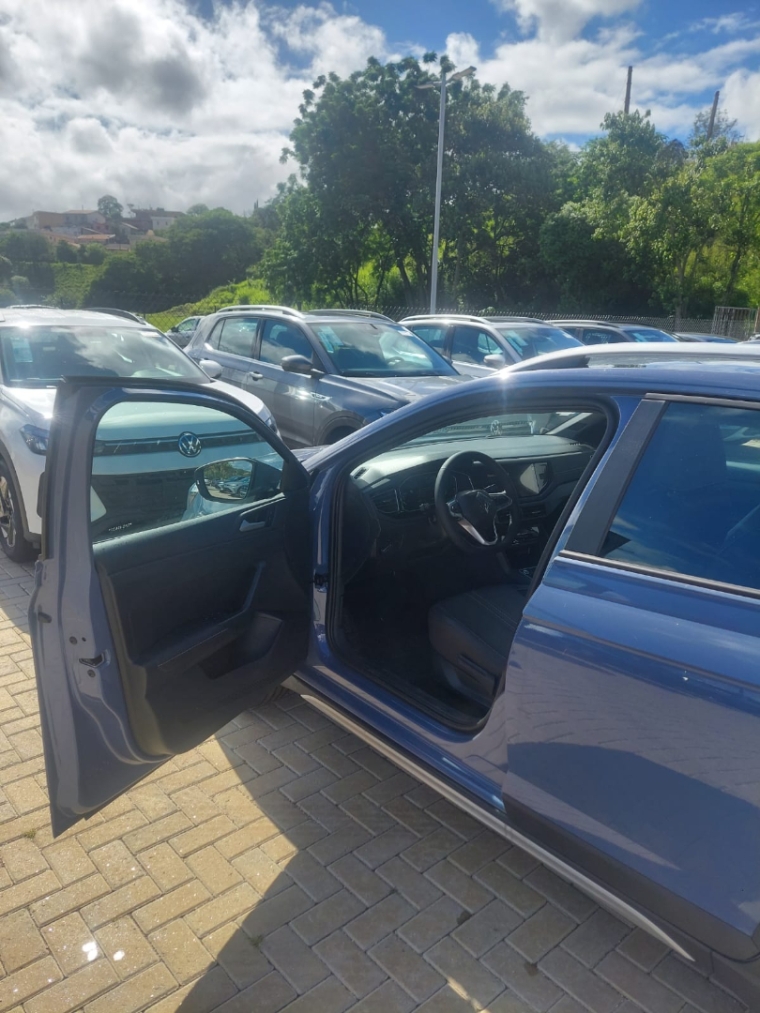 volkswagen nivus 1.0 200 tsi total flex highline automatico 4p 20268