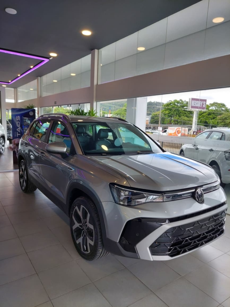 volkswagen taos 1.4 250 tsi total flex highline automatico 4p 20262