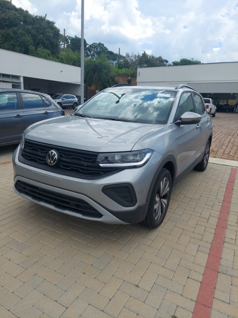 volkswagen t-cross 1.0 200 tsi total flex automatico 4p 2026