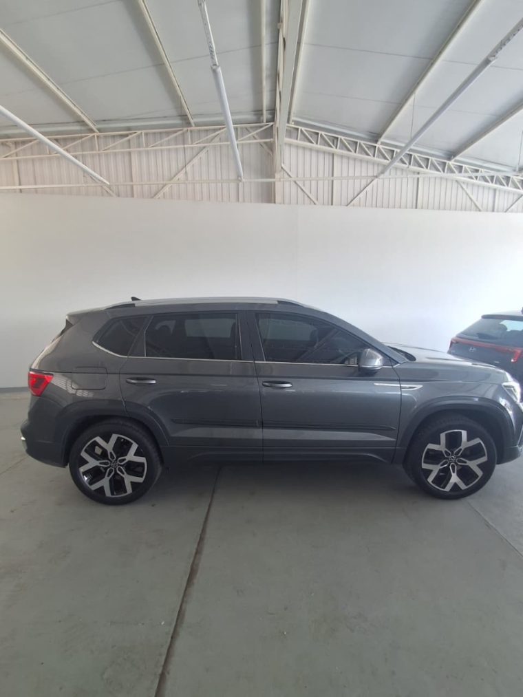 volkswagen taos 1.4 250 tsi total flex highline automatico 4p 20243