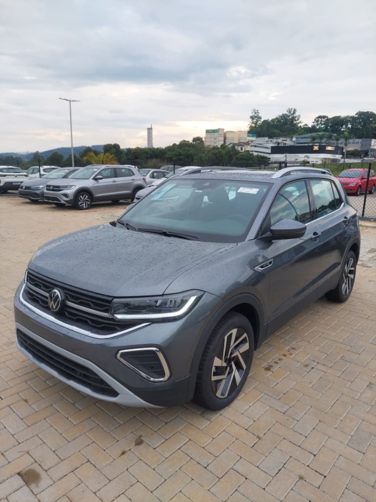 volkswagen t-cross 1.4 250 tsi total flex highline automatico 4p 2026