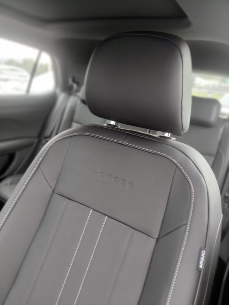 volkswagen t-cross 1.4 250 tsi total flex highline automatico 4p 202611