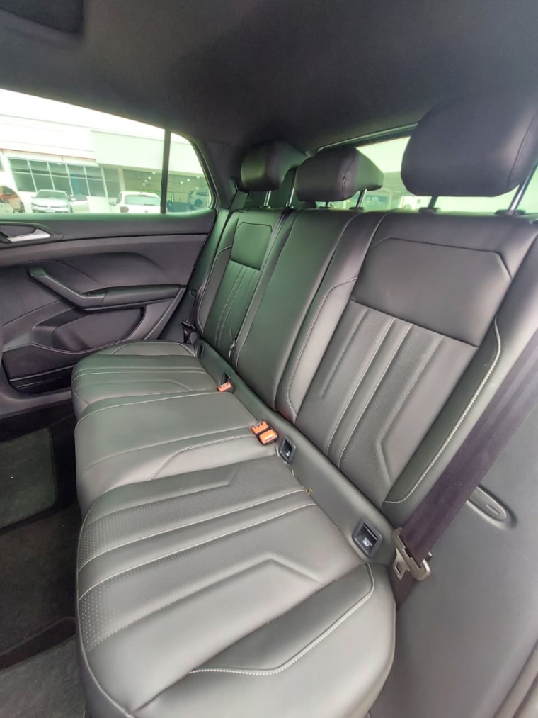 volkswagen t-cross 1.4 250 tsi total flex highline automatico 4p 202610