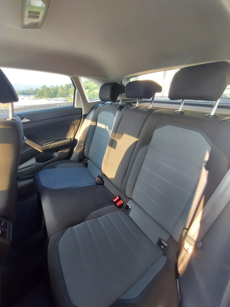 volkswagen nivus 1.0 200 tsi total flex comfortline automatico 4p 202210