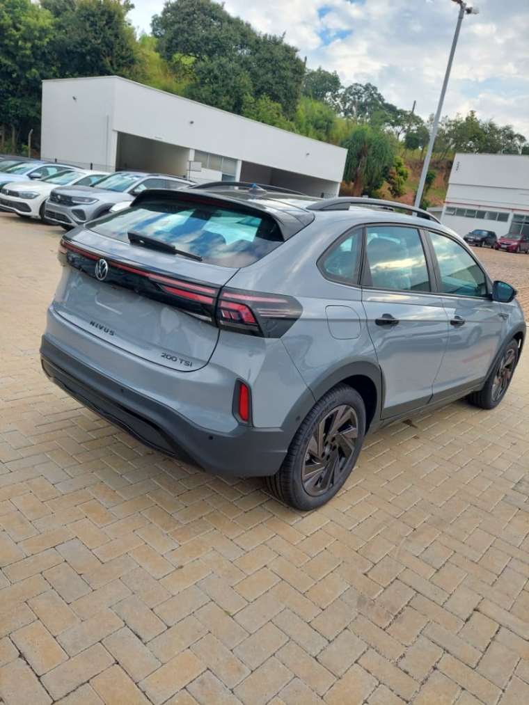 volkswagen nivus 1.0 200 tsi total flex highline automatico 4p 20264