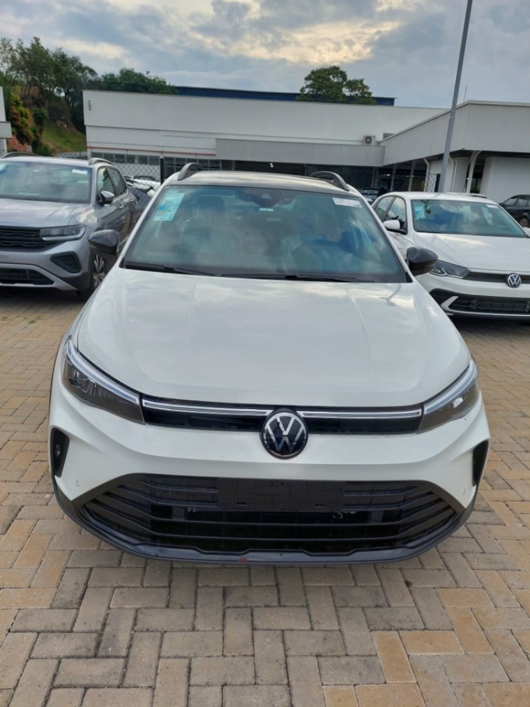 volkswagen nivus 1.0 200 tsi total flex highline automatico 4p 20261