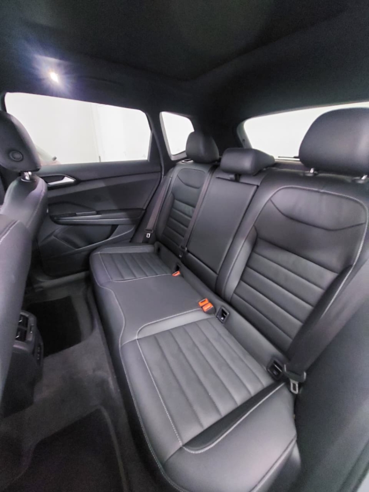 volkswagen taos 1.4 250 tsi total flex highline automatico 4p 202510