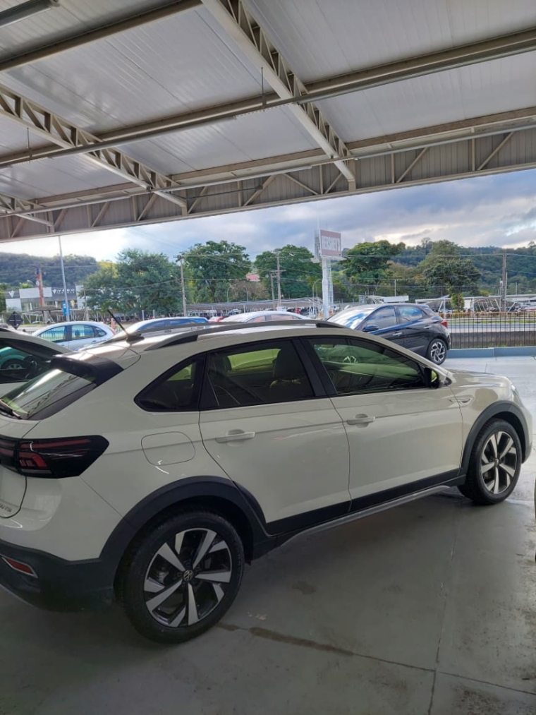 volkswagen nivus 1.0 200 tsi total flex highline automatico 4p 20233