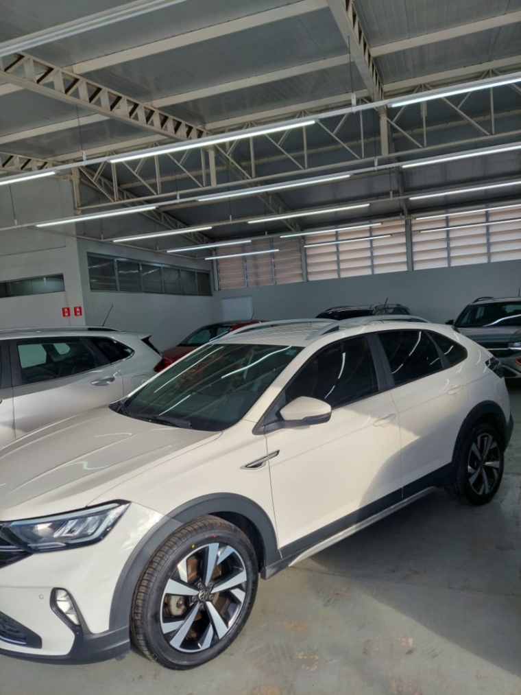 volkswagen nivus 1.0 200 tsi total flex highline automatico 4p 20237