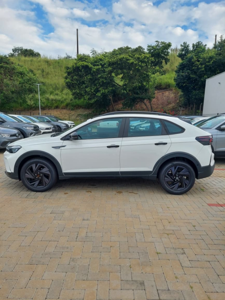 volkswagen nivus 1.0 200 tsi total flex highline automatico 4p 20277