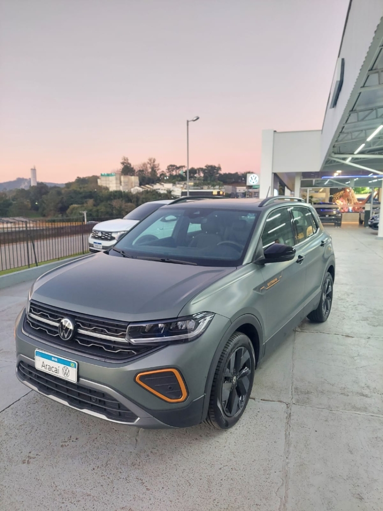 volkswagen t-cross 1.4 250 tsi total flex extreme automatico 4p 20260