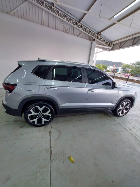 volkswagen taos 1.4 250 tsi total flex highline automatico 4p 20263