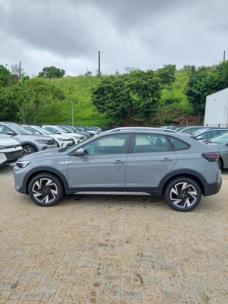 volkswagen nivus 1.0 200 tsi total flex highline automatico 4p 20277