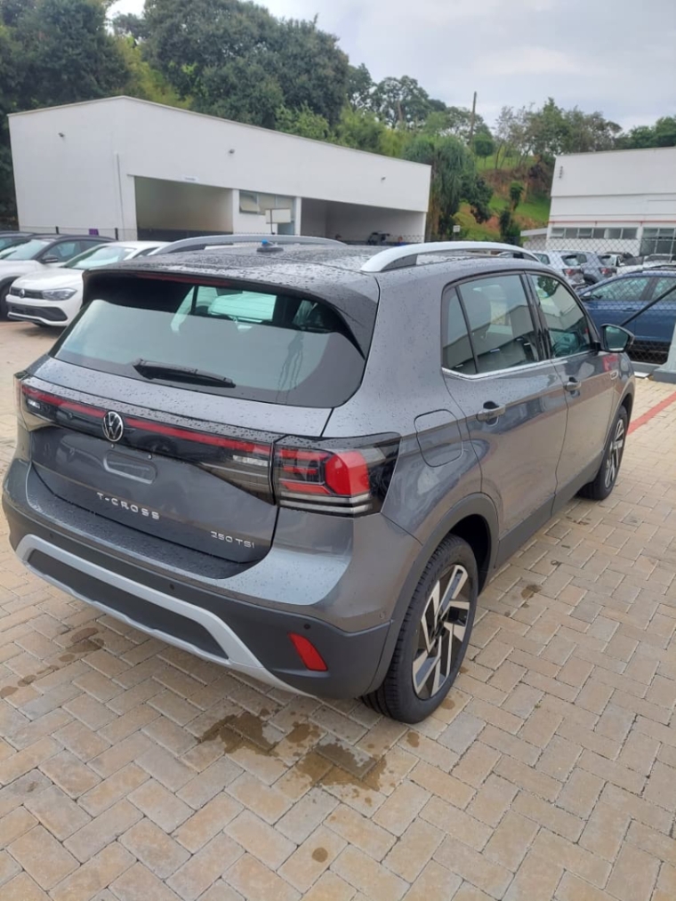 volkswagen t-cross 1.4 250 tsi total flex highline automatico 4p 20274