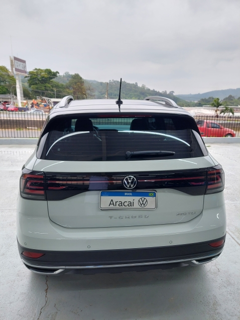 volkswagen t-cross 1.4 250 tsi total flex highline automatico 4p 20225