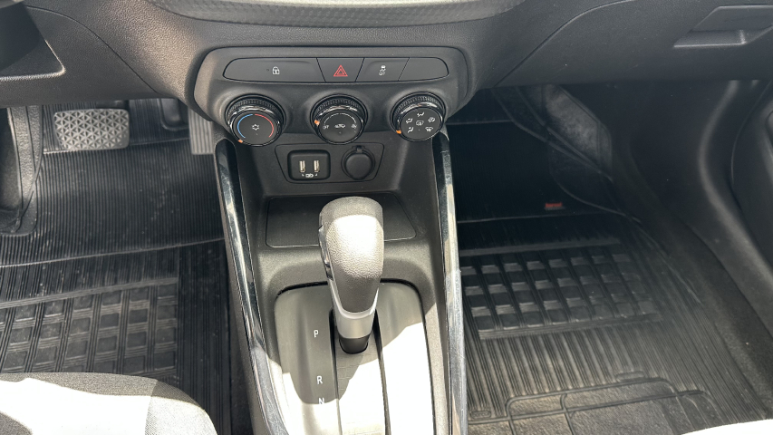 chevrolet onix 1.0 turbo flex automatico 2020
