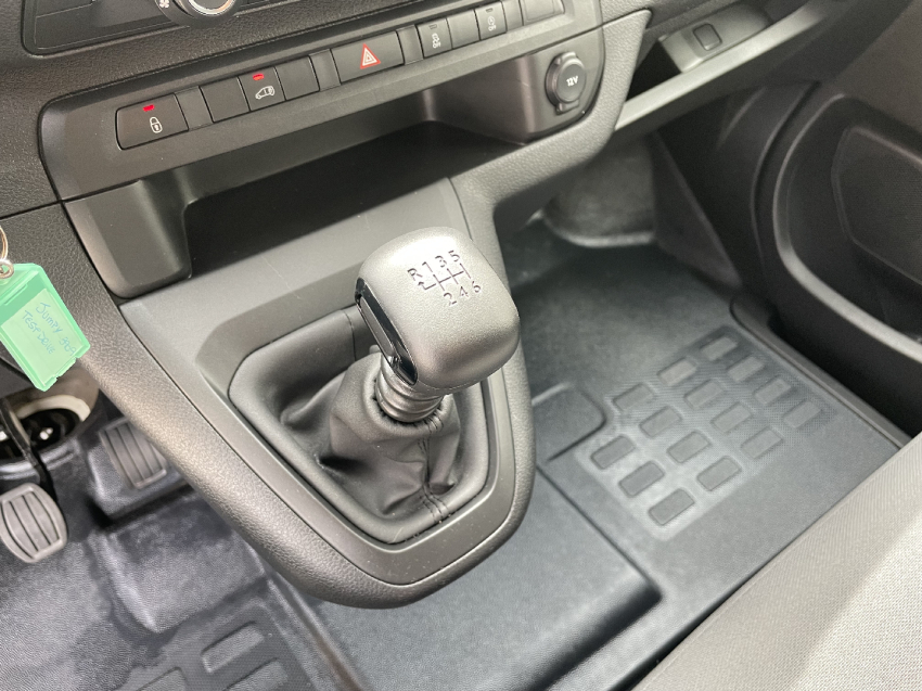 citroen jumpy 1.5 bluehdi diesel cargo manual 2024