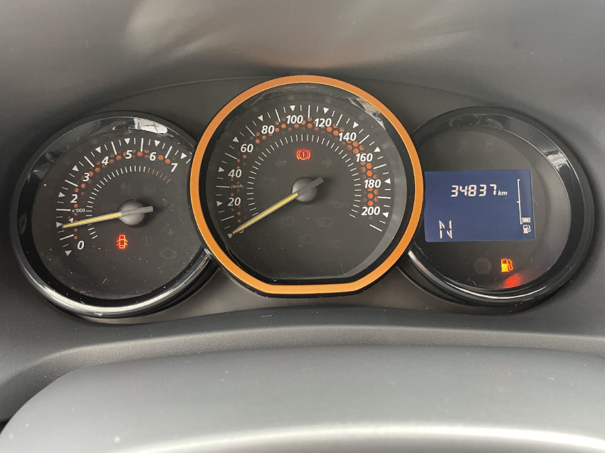 renault sandero 1.6 stepway 8v flex 4p automatizado 2016