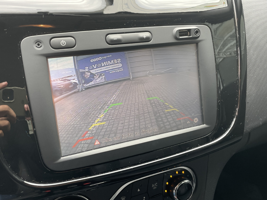 renault sandero 1.6 stepway 8v flex 4p automatizado 2016