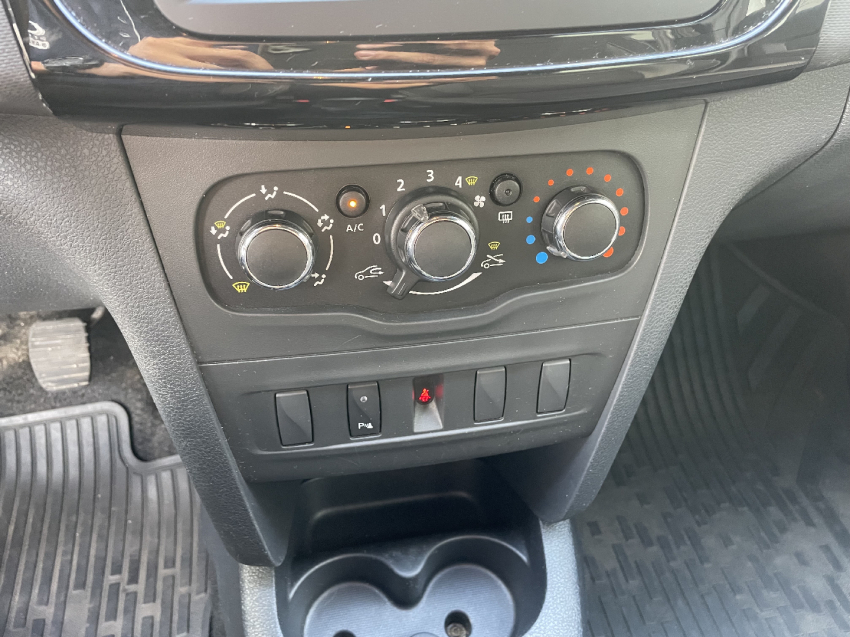 renault sandero 1.0 12v sce flex zen manual 2021