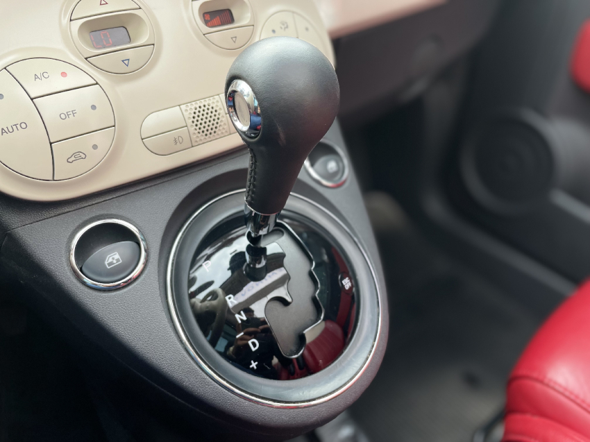 fiat 500 1.4 cabrio 16v flex 2p automatico 2015