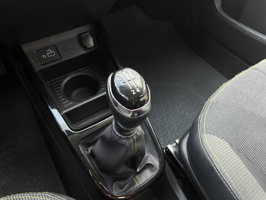 renault kwid 1.0 12v sce flex outsider manual 4p 2023