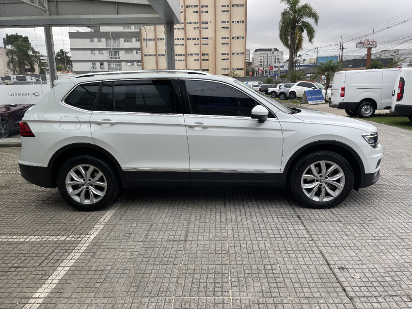 volkswagen tiguan 1.4 250 tsi total flex allspace comfortline tiptronic 4p automatico 2018