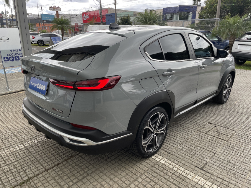 fiat fastback 1.3 turbo 270 flex abarth at6 4p automatico 2024