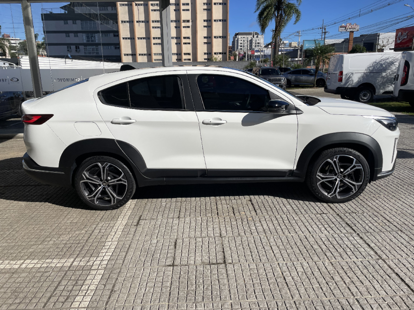 fiat fastback 1.0 turbo 200 flex impetus cvt 4p automatico 2023