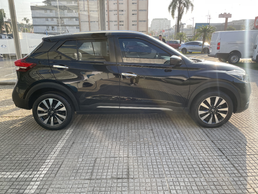 nissan kicks 1.6 16v flexstart sl 4p xtronic flex automatico 2020