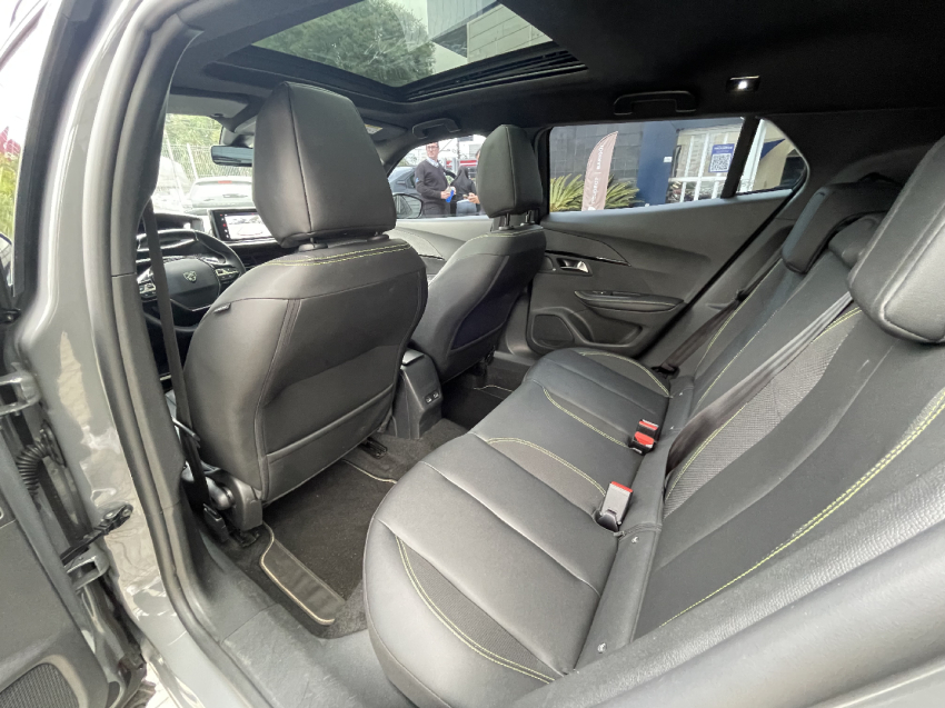 peugeot 2008 1.0 turbo 200 flex gt cvt 4p automatico 2025
