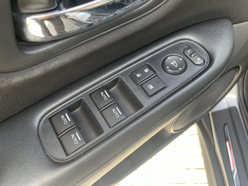 honda hr-v 1.8 16v flex ex 4p automatico 2016