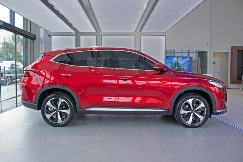 byd song plus 1.5 dm-i hibrido automatico 2.0 eletrico 4p 2024