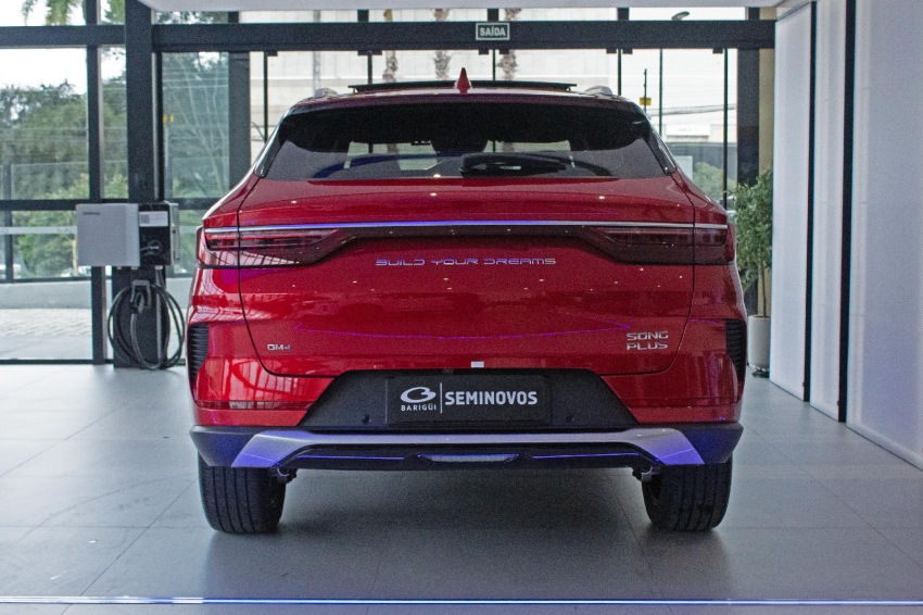byd song plus 1.5 dm-i hibrido automatico 2.0 eletrico 4p 2024