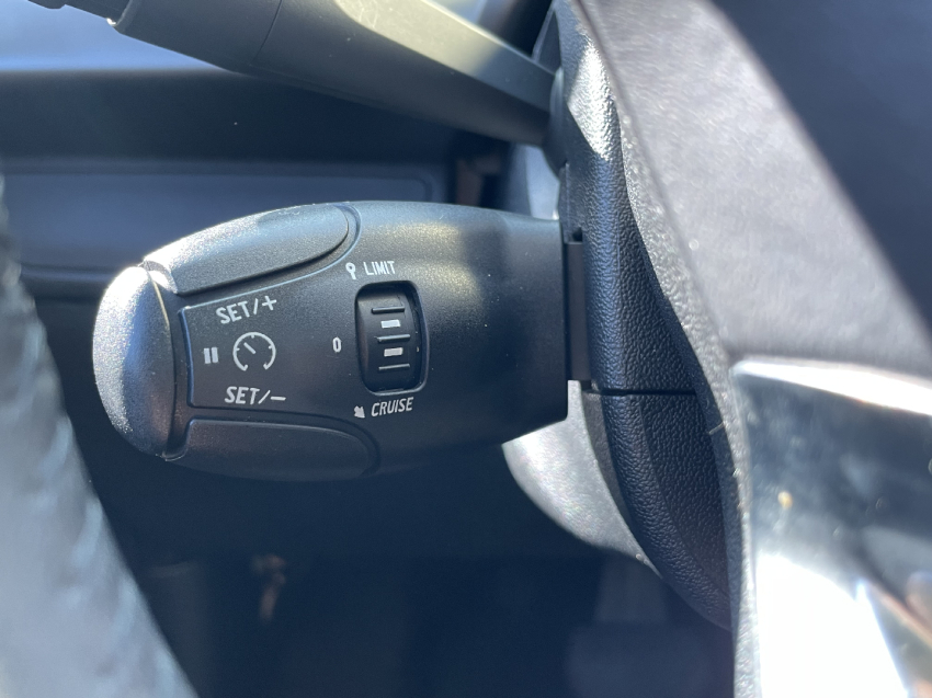 peugeot 2008 1.6 16v flex griffe 4p automatico 2020