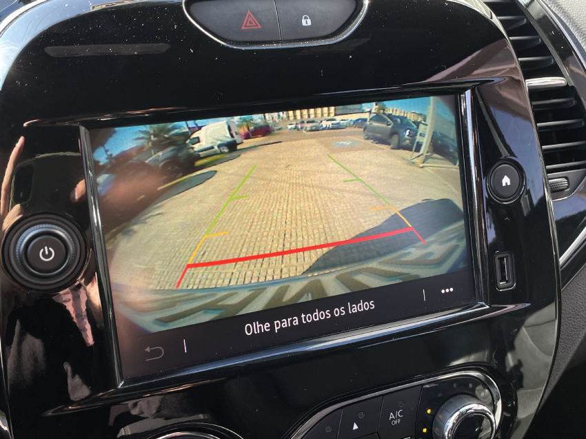 renault captur 1.3 tce flex intense x-tronic 4p automatico 2022
