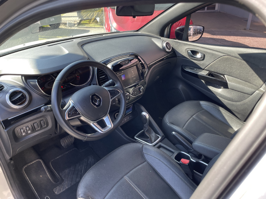 renault captur 1.3 tce flex intense x-tronic 4p automatico 2022