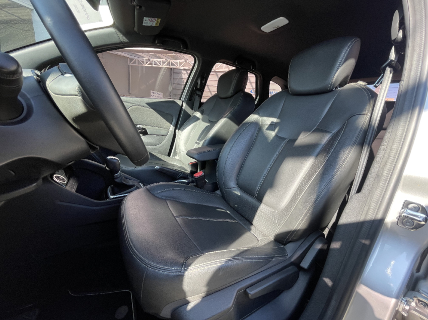 renault captur 1.3 tce flex intense x-tronic 4p automatico 2022