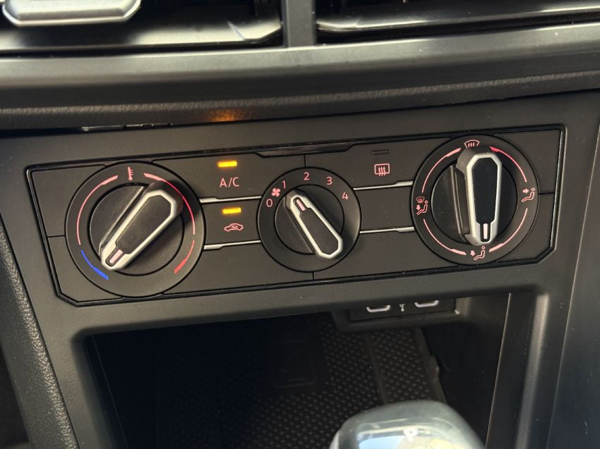volkswagen nivus 1.0 200 tsi total flex comfortline automatico 4p 2023