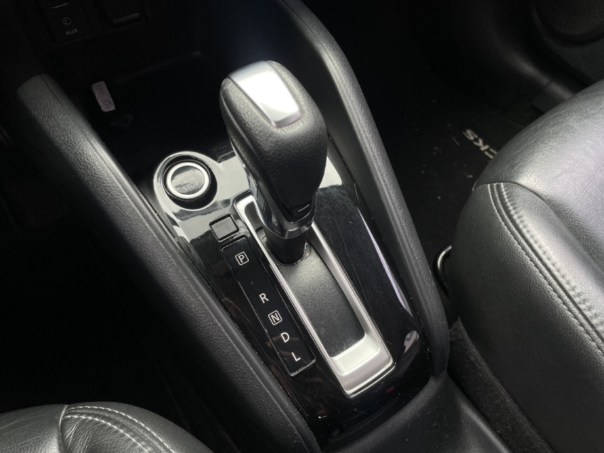 nissan kicks 1.6 16v flexstart sl 4p xtronic flex automatico 2019