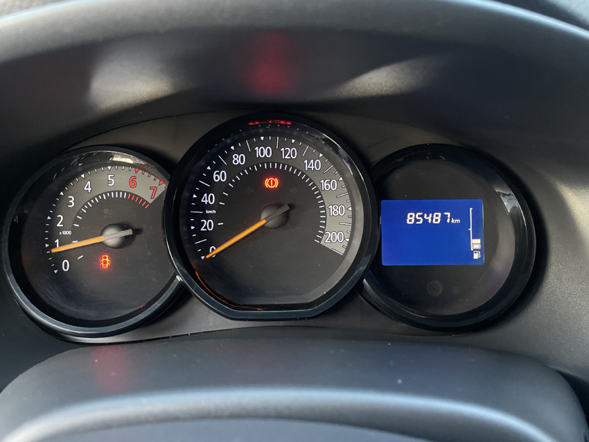 renault sandero 1.0 expression 16v flex 4p manual 2016