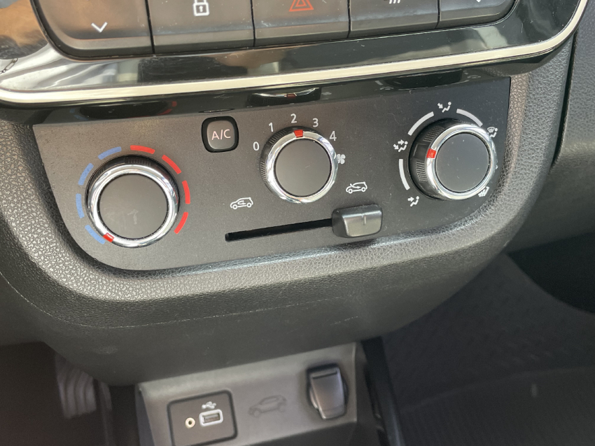renault kwid 1.0 12v sce flex intense manual 4p 2022