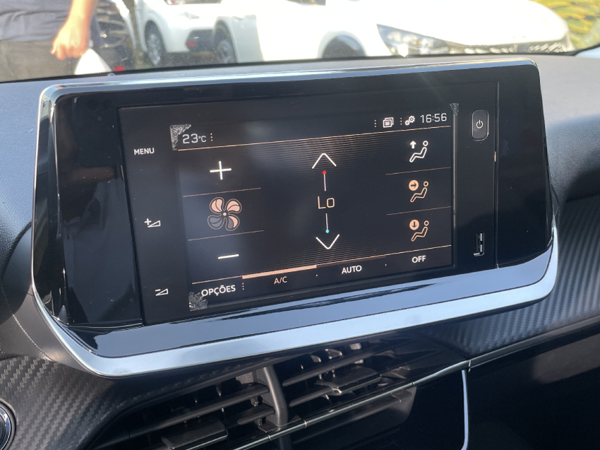peugeot 208 1.6 16v flex griffe at6 4p automatico 2021