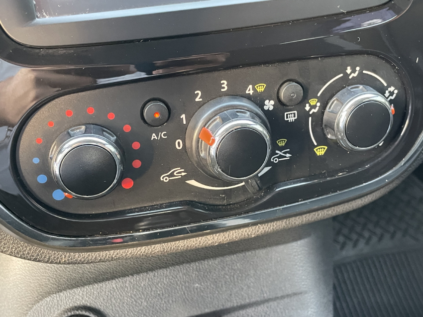 renault captur 1.6 16v sce flex zen manual 4p 2018