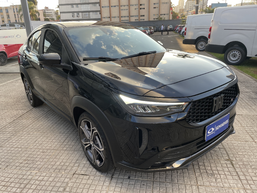 fiat fastback 1.0 turbo 200 hybrid impetus cvt hibrido 4p automatico 2025