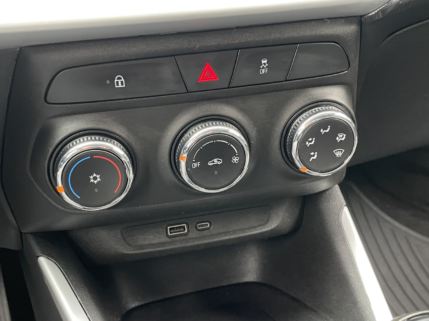 chevrolet montana 1.2 turbo flex lt manual 4p 2023