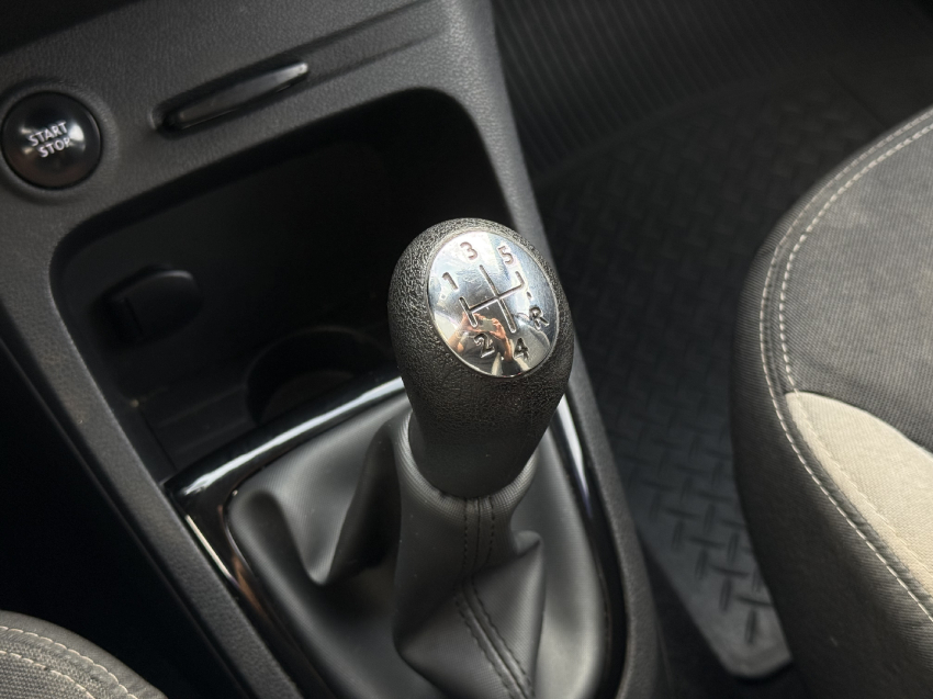 renault captur 1.6 16v sce flex zen manual 4p automatico 201815