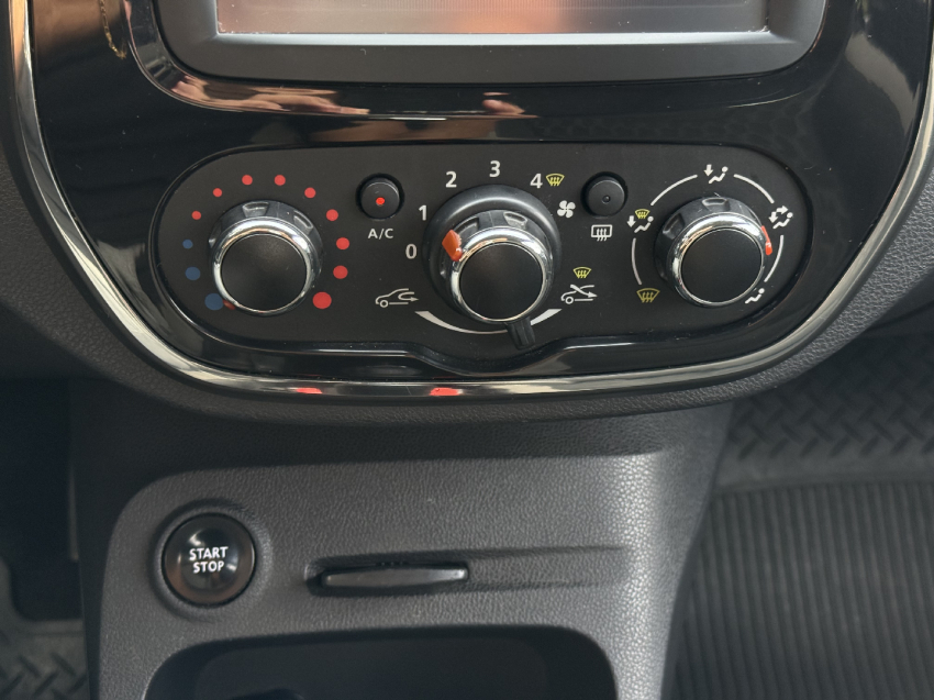 renault captur 1.6 16v sce flex zen manual 4p automatico 201814